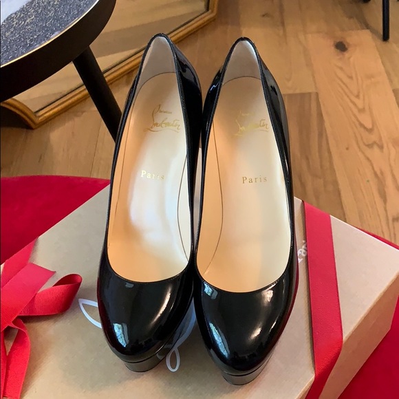 Never worn!!! Perfect condition! Size 39 1/2. - Picture 2 of 3